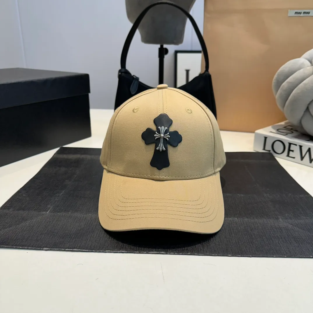 P56 Crow Heart baseball cap, retro peaked cap, head circumference 57.cm